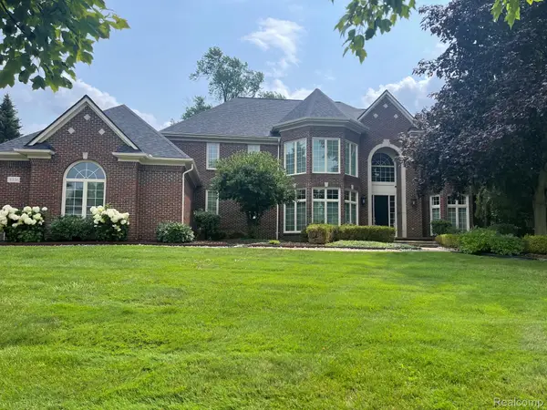 4831 Goodison Place Drive, Rochester, MI 48306