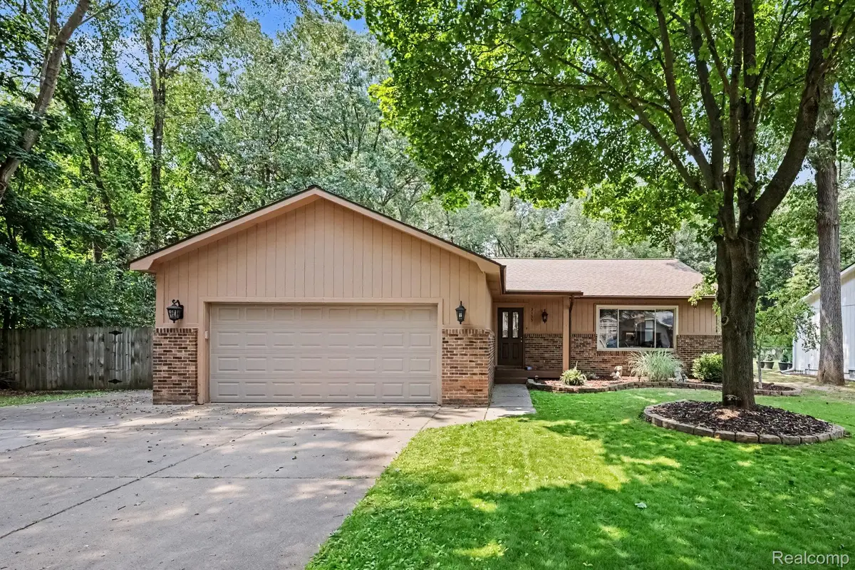 3135 Jennella Drive, Commerce, MI 48390 - #1