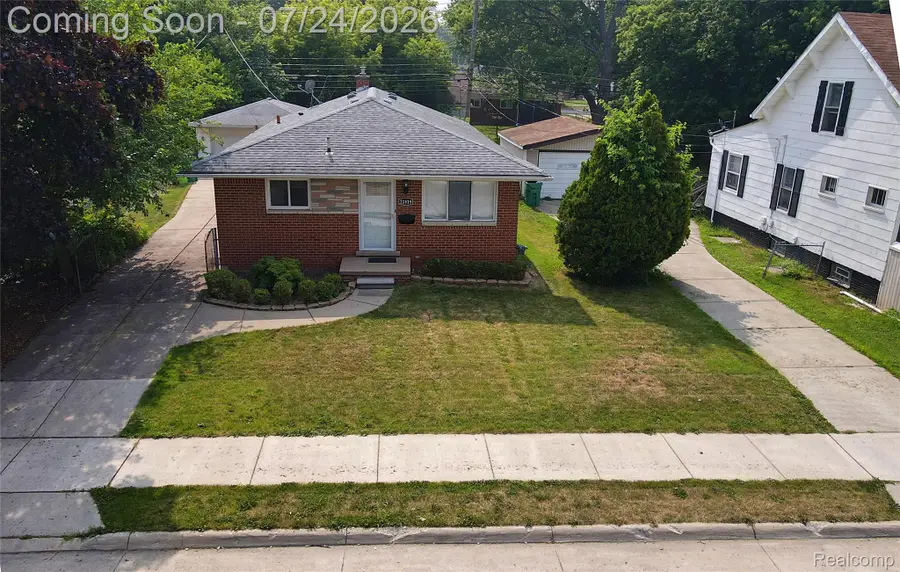 21819 Beechwood Avenue, Eastpointe, MI 48021 - #2