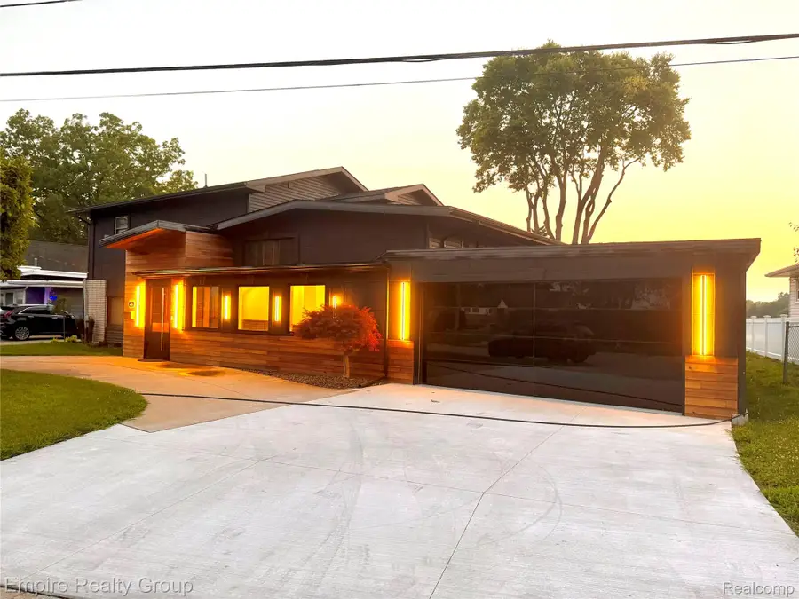 53 Potter Drive, Belleville, MI 48111 - #3