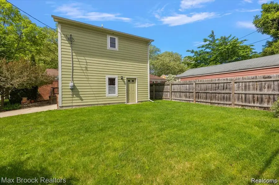 1493 E Melton Road, Birmingham, MI 48009 - #2