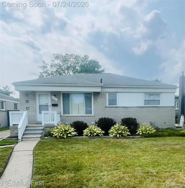 25625 Barbara Street, Roseville, MI 48066