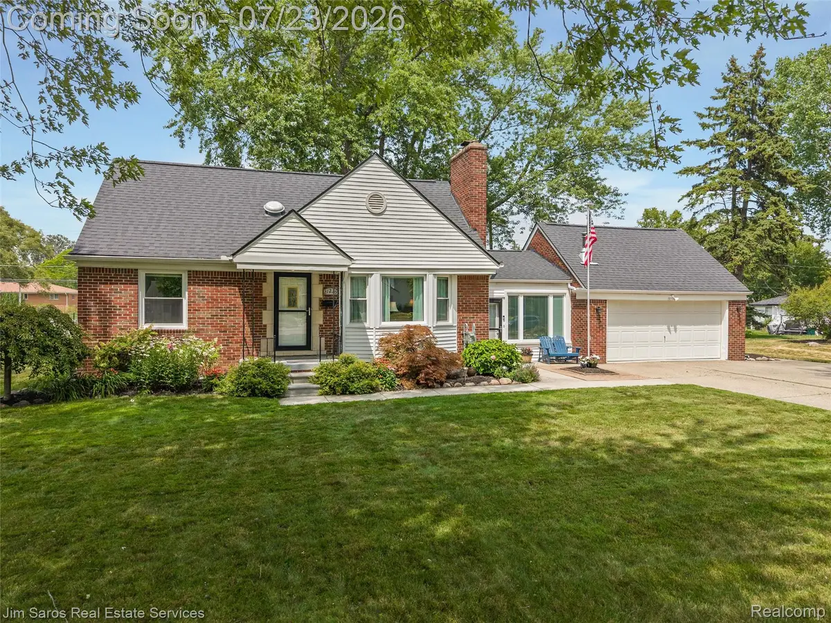 21225 Martin Road, Saint Clair Shores, MI 48081 - #1