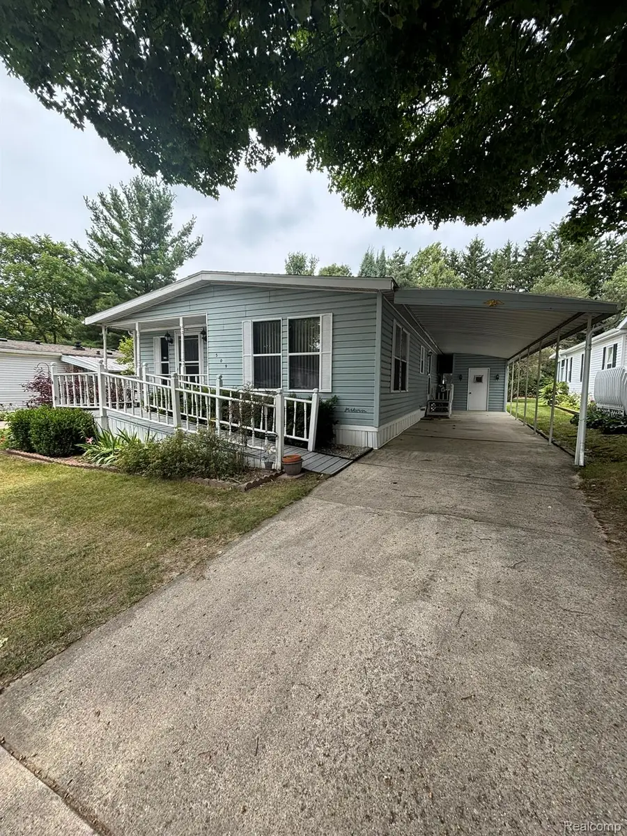 509 Park View, Clio, MI 48420 - #2