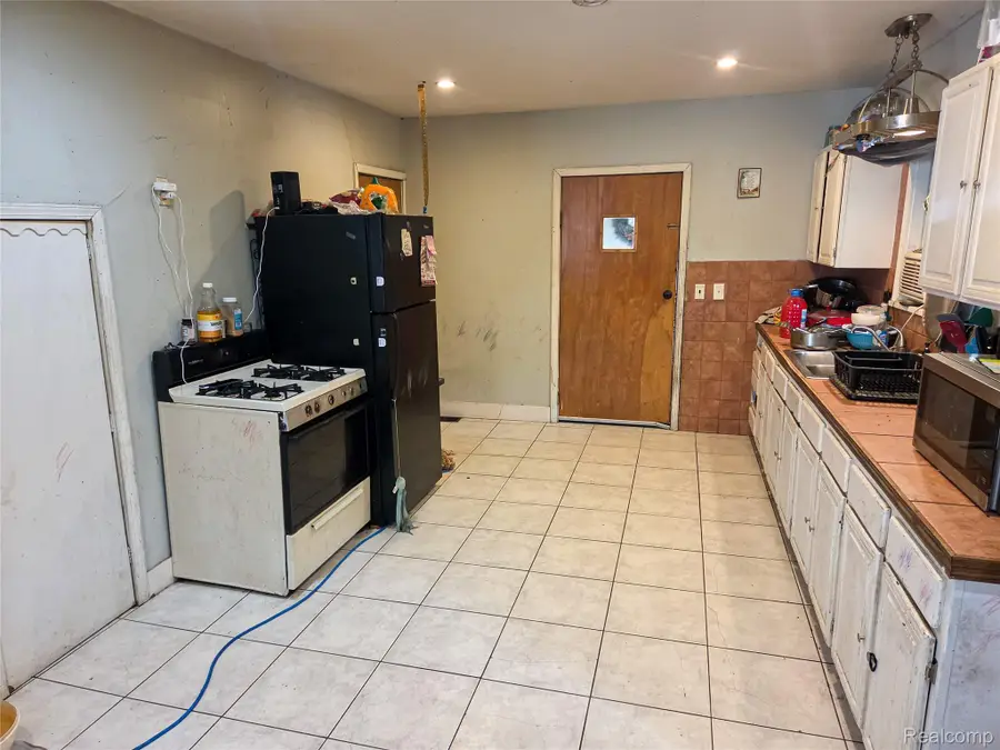 7046 N Dort Highway, Genesee, MI 48458 - #3
