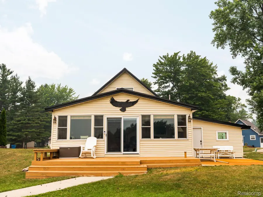 6559 Circle Drive, Harrison, MI 48625 - #2