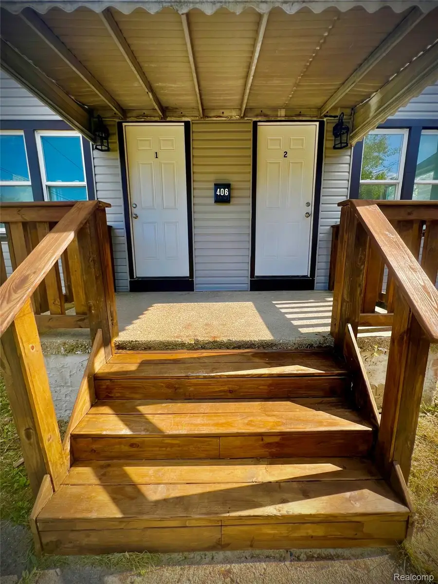 406 Carton Street, Flint, MI 48505 - #3
