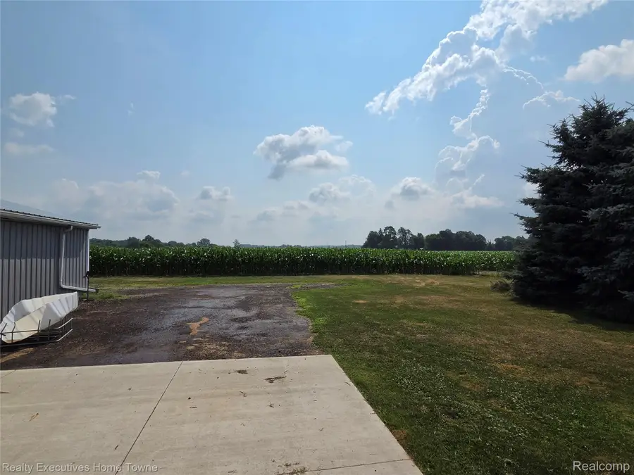 2715 Cash Road, Applegate, MI 48401 - #2