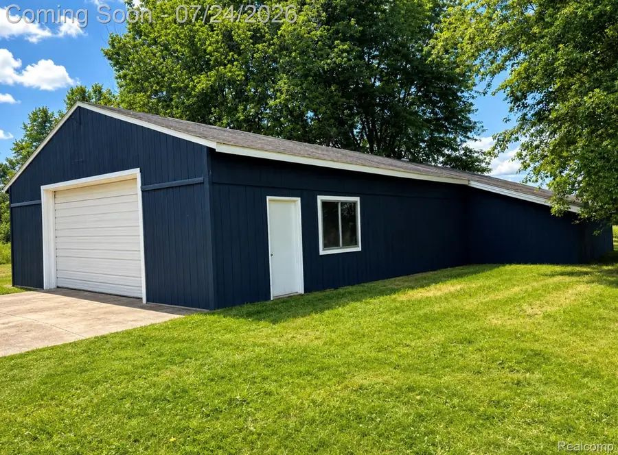 12320 N Holly Road, Holly, MI 48442 - #3
