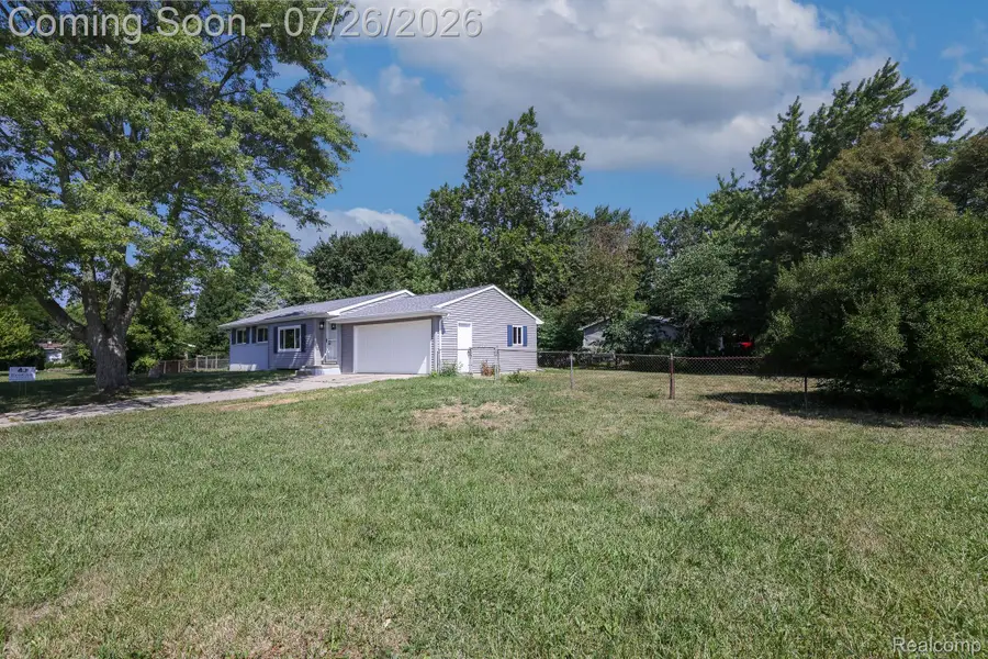 5147 N Paro Drive, Flint, MI 48506 - #2