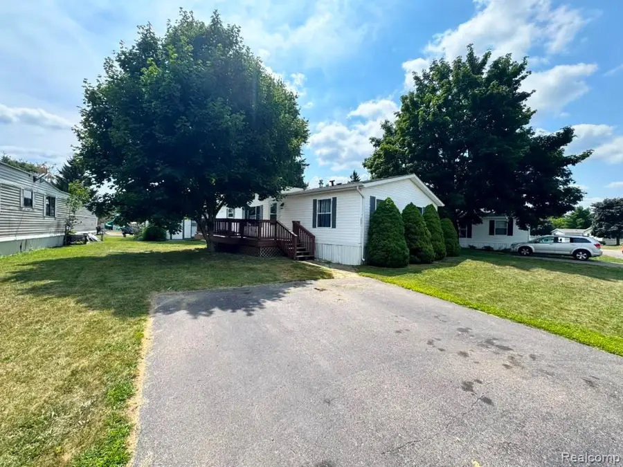 3651 Juniper Street, Clarkston, MI 48348 - #2