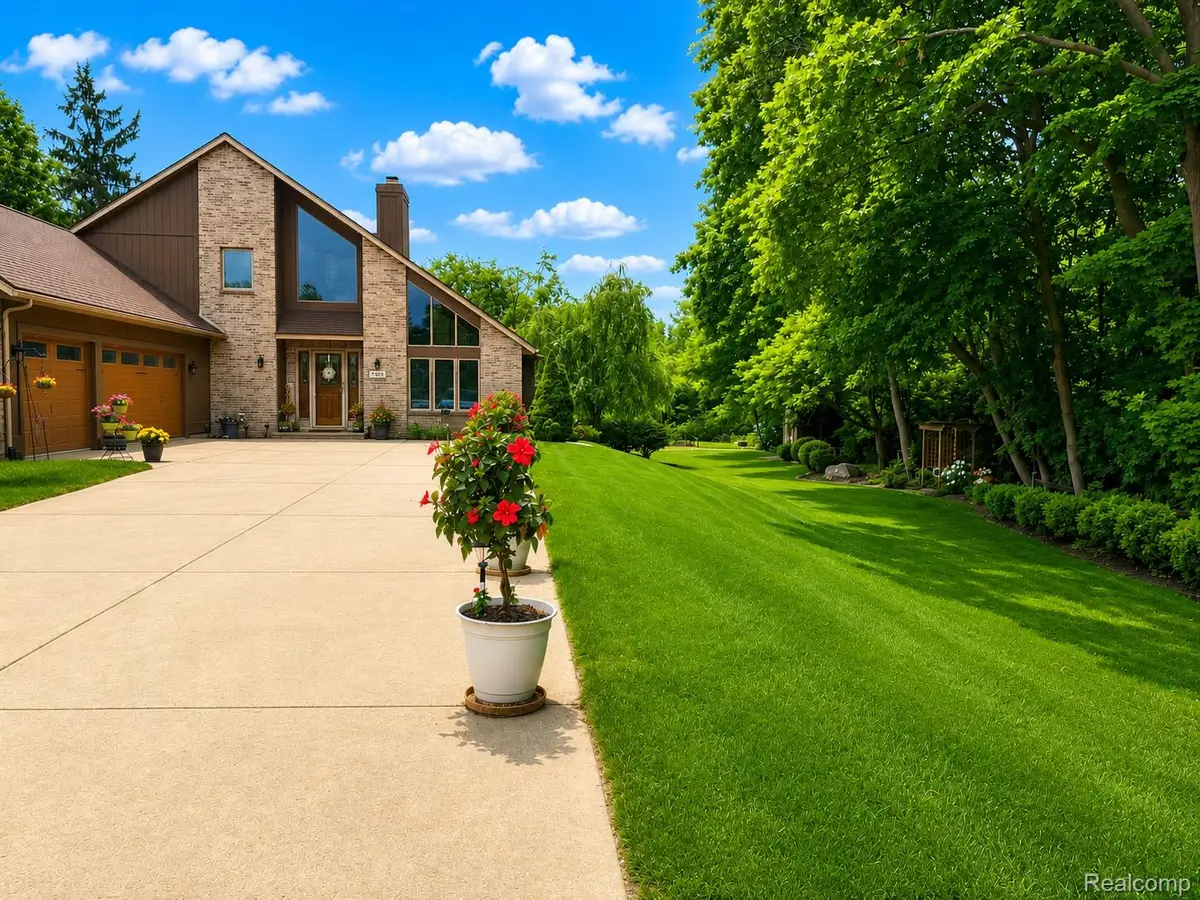 2495 N Custer Road N, Monroe, MI 48162 - #1