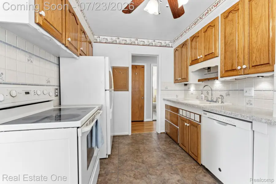 410 Nightingale Street, Dearborn, MI 48128 - #2