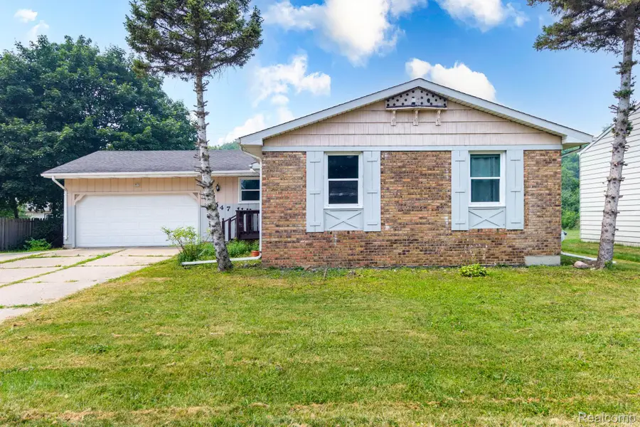 1047 Coolidge Road, Lansing, MI 48912 - #2