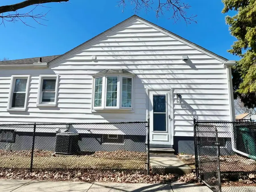 3303 Chester Road, Royal Oak, MI 48073 - #3