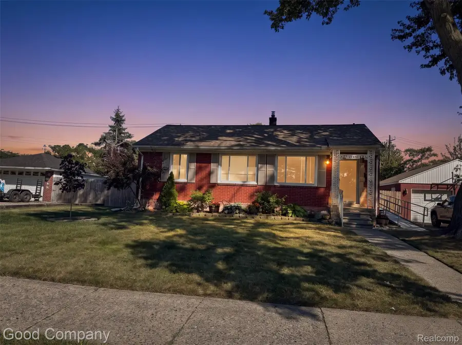 22474 Raven Avenue, Eastpointe, MI 48021 - #2
