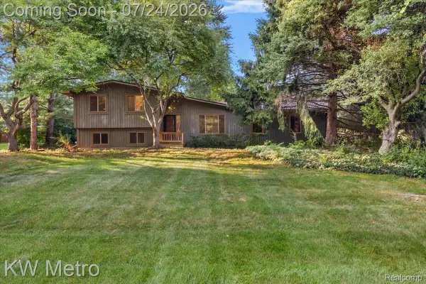 2804 Rhineberry Road, RochesterHills, MI 48309