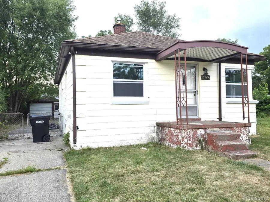 6729 Stahelin Avenue, Detroit, MI 48228 - #2