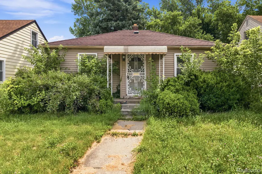 8220 Robson Street, Detroit, MI 48228 - #2