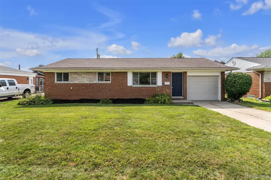 40311 Colony Drive, Sterling Heights, MI 48313 - #3