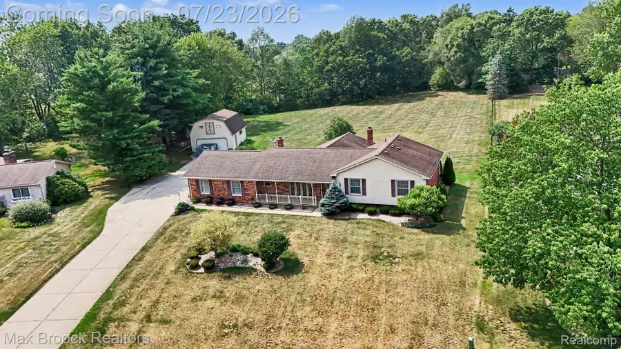 1872 Sherlynn Drive, Brighton, MI 48114 - #2