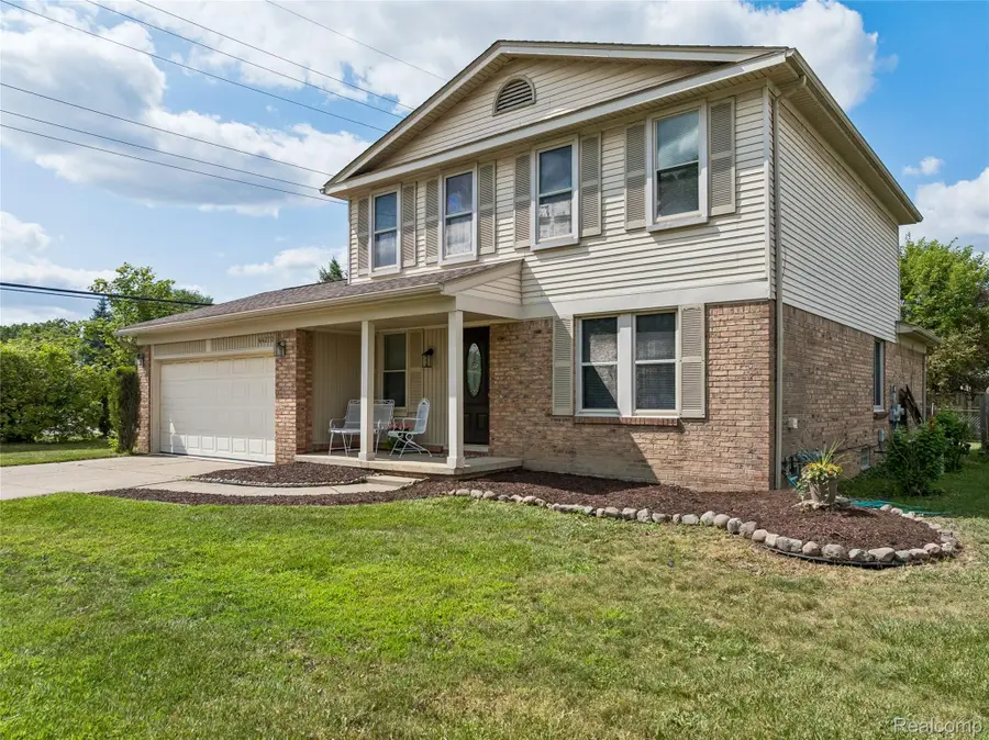44272 Richmond Court, Canton, MI 48187 - #3