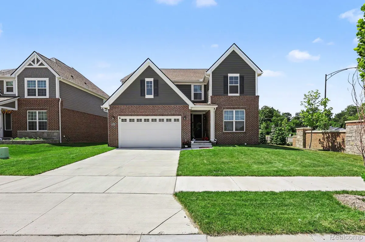 4991 Knollwood Drive, Troy, MI 48085 - #1