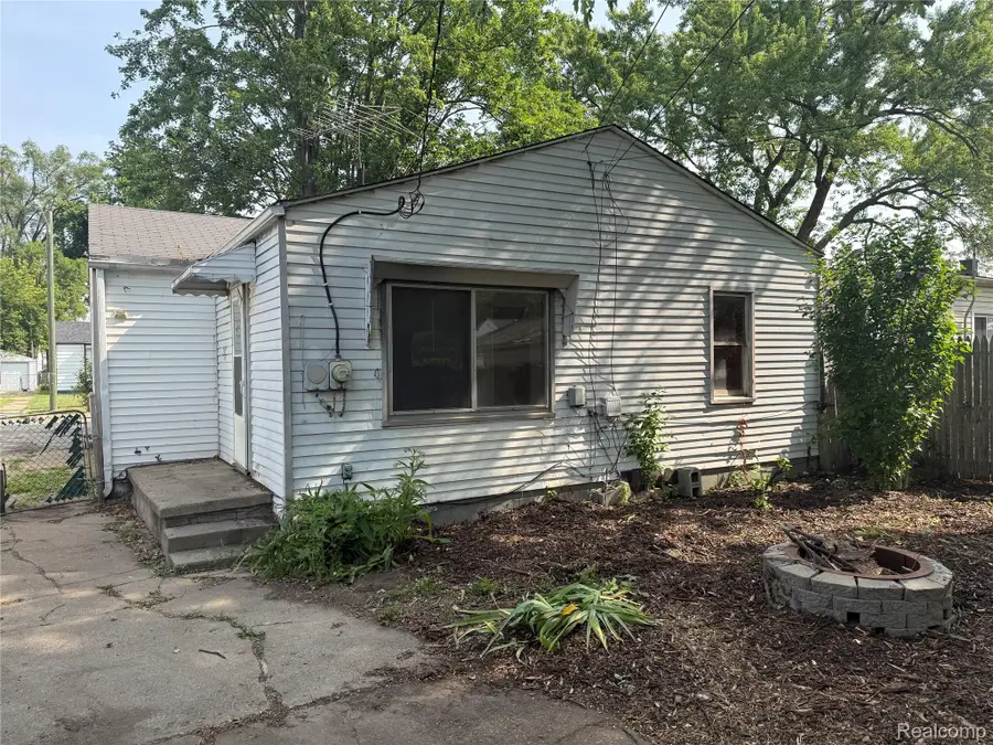 11290 Hudson Avenue, Warren, MI 48089 - #3