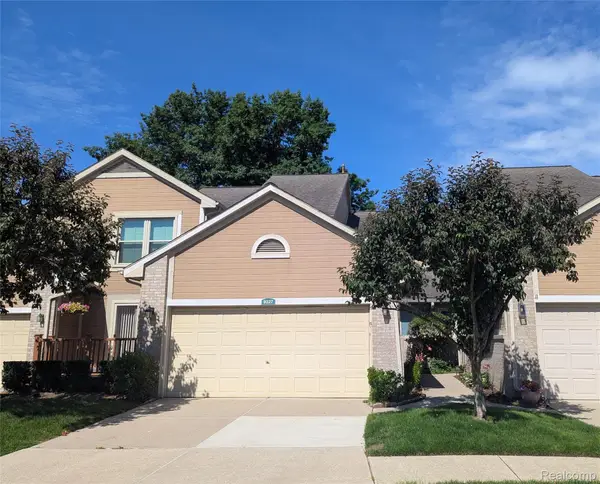 9327 Eastwind Drive, Livonia, MI 48150