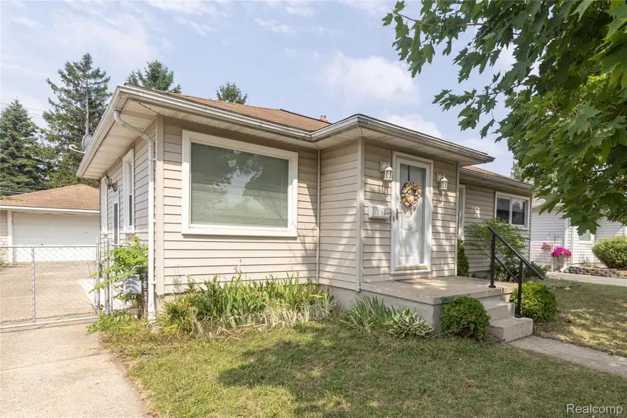17108 Reno Street, Riverview, MI 48193 - #2
