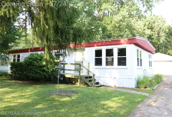 441 Cherokee Bend, Howell, MI 48843