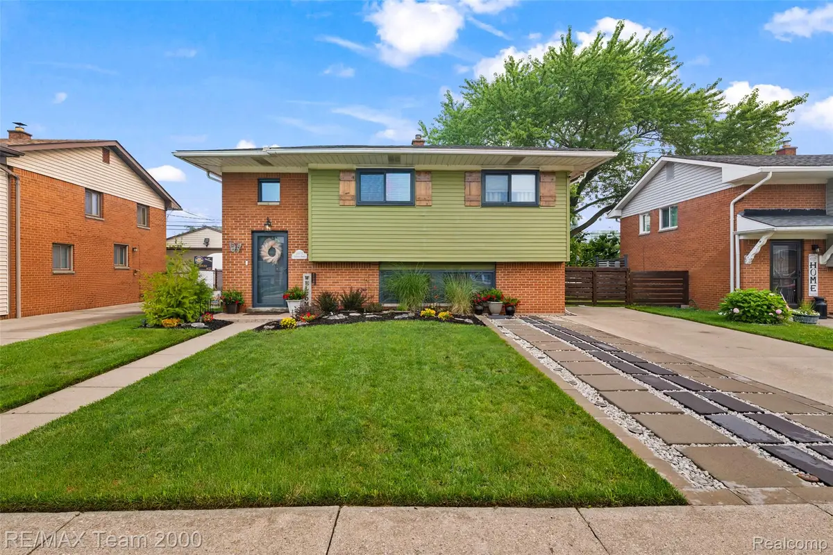 14108 Stoeflet Street, Rockwood, MI 48173 - #1