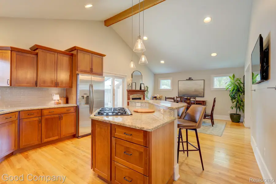 2230 Maplewood Avenue, Royal Oak, MI 48073 - #2