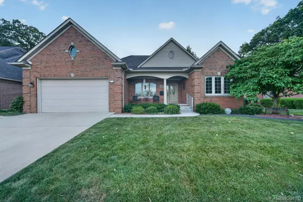 4584 Dolores Drive, Trenton, MI 48183