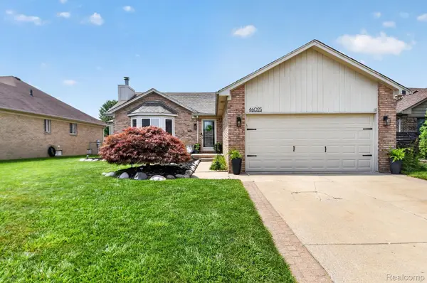 46025 Duke Drive, NewBaltimore, MI 48051