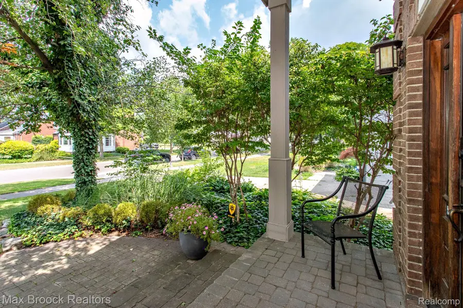 26624 Wyoming Road, Huntington Woods, MI 48070 - #3