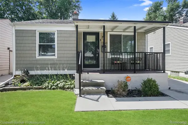 1760 E Hazelhurst Street, Ferndale, MI 48220
