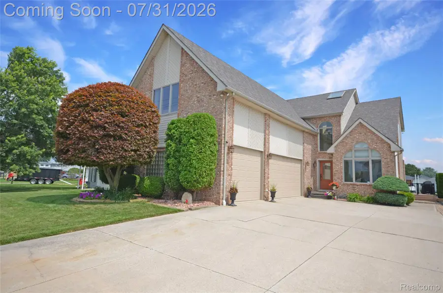 38048 Huron Pointe Drive, Harrison Township, MI 48045 - #2