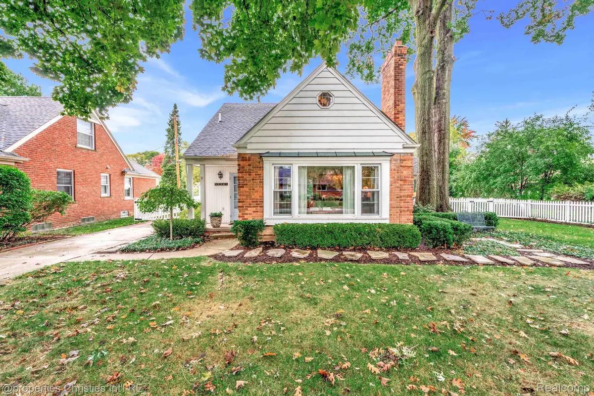 32361 Arlington Drive, Beverly Hills, MI 48025 - #1