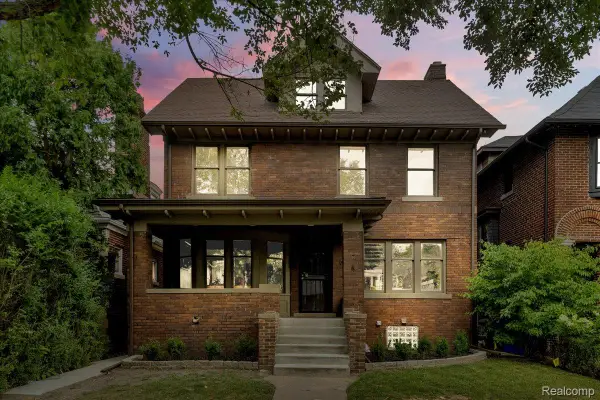 1794 Seyburn Street, Detroit, MI 48214