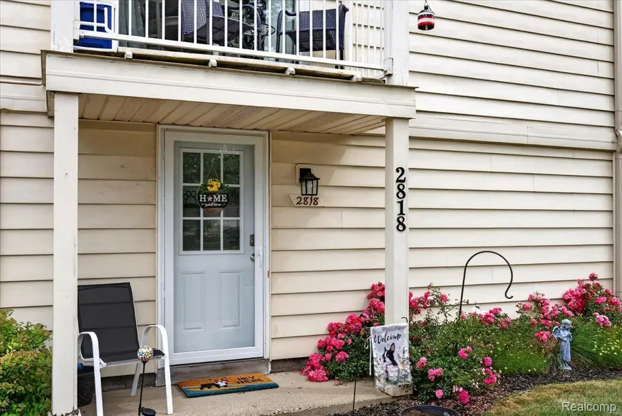 2818 Willow Court, Orion, MI 48360 - #3