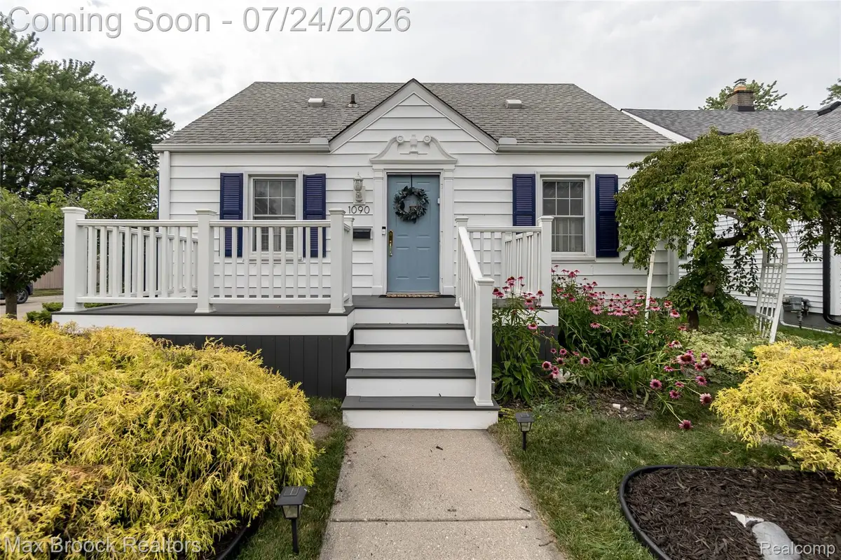 1090 Cambridge Road, Berkley, MI 48072 - #1