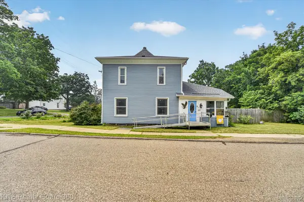 121 Livingston Street, Howell, MI 48843