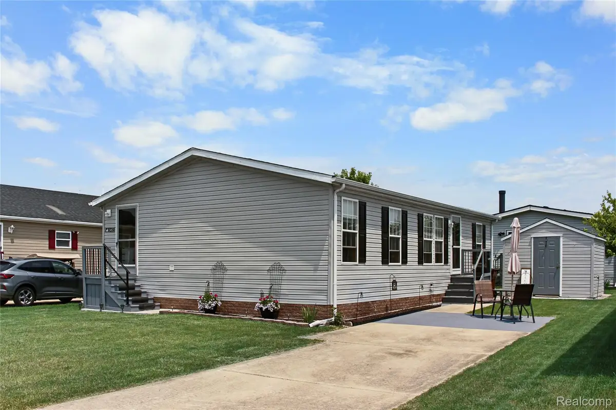 13482 Pear Street, Carleton, MI 48117 - #1
