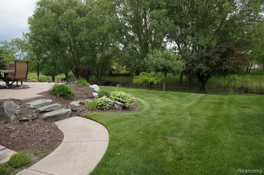 49954 Willowood Drive, Macomb, MI 48044 - #2