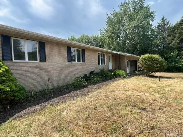 10089 Coldwater Road, Flushing, MI 48433 - #3