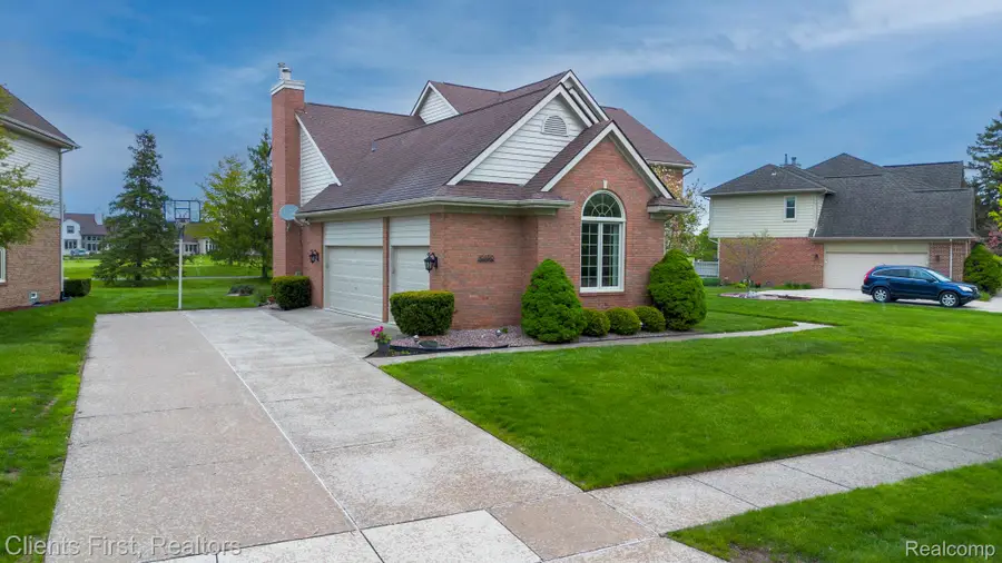 45498 Muirfield Drive, Canton, MI 48188 - #3