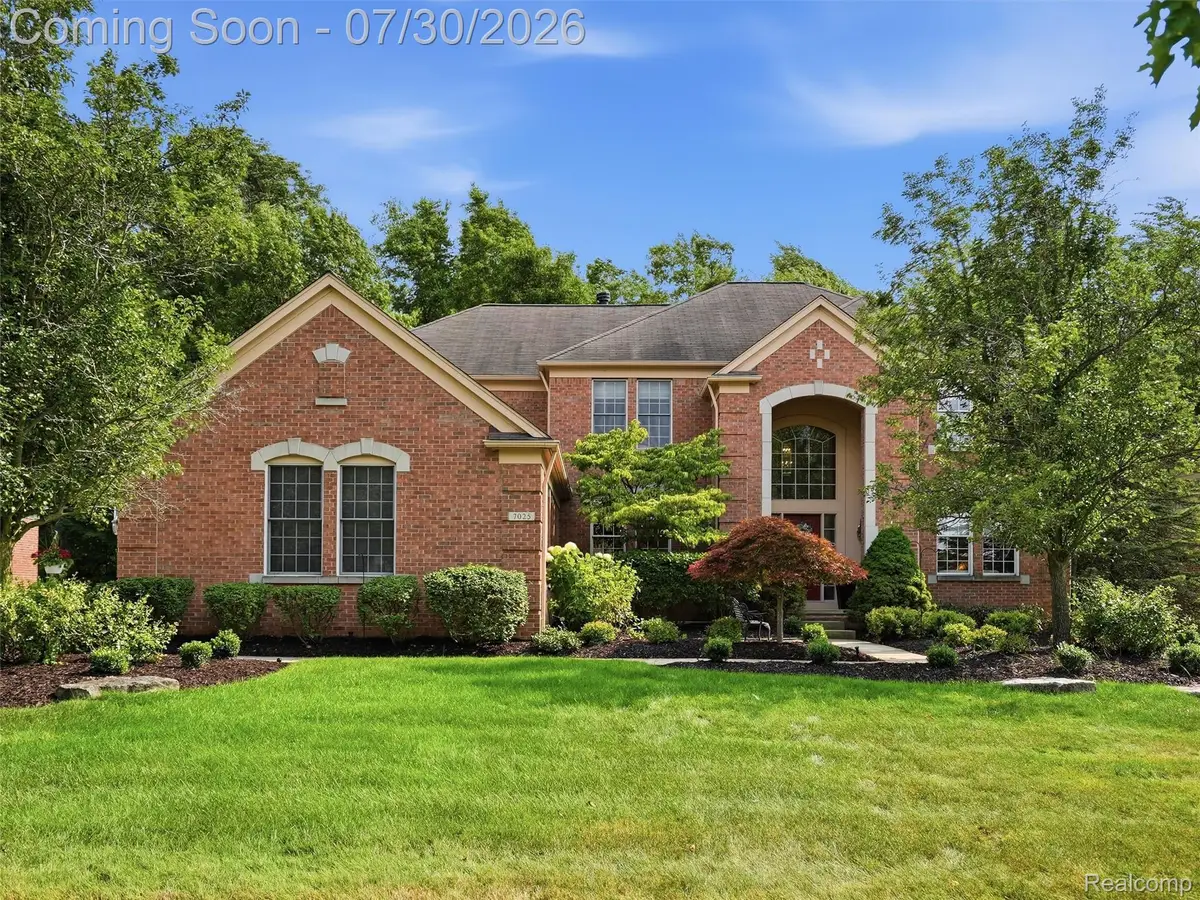 7025 Yorkshire Court, West Bloomfield, MI 48322 - #1