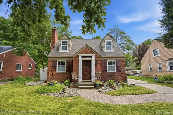 2071 Dorothea Road, Berkley, MI 48072
