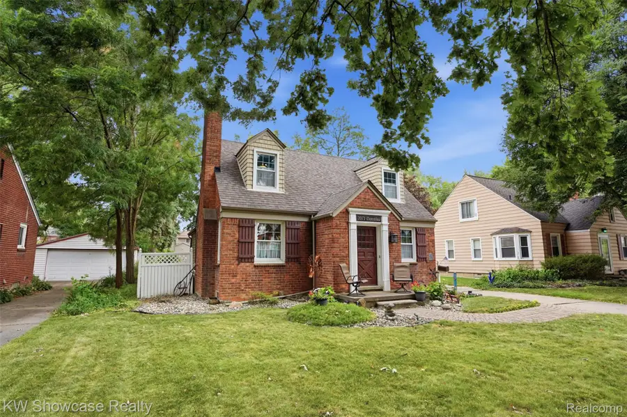 2071 Dorothea Road, Berkley, MI 48072 - #3